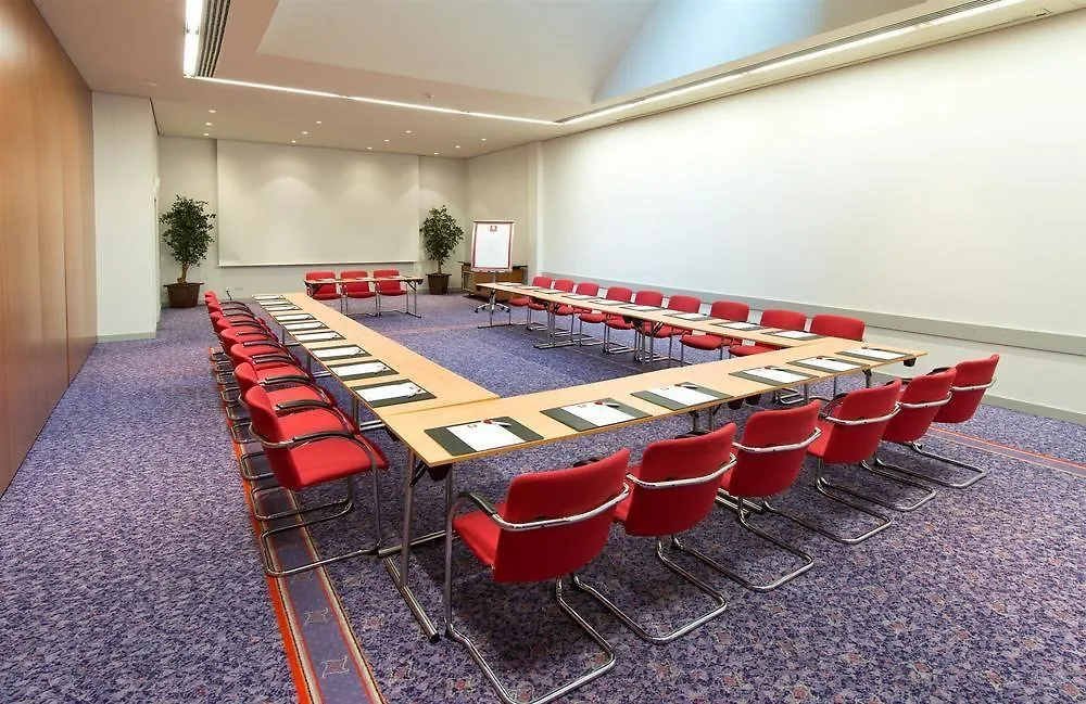 Leonardo Royal Hotel Duesseldorf Koenigsallee 4*, Dusseldorf
